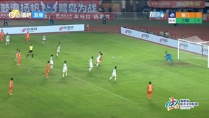 三明队球员解围失误,江泽源笑纳大礼!厦门队2-0领先了!